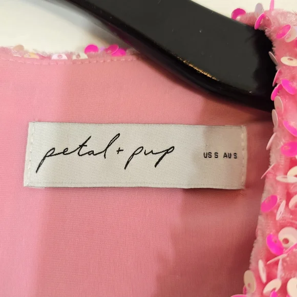 Petal + Pup Kelly Long Sleeve Sequin Mini Dress Pink Berry Small - Picture 8 of 10